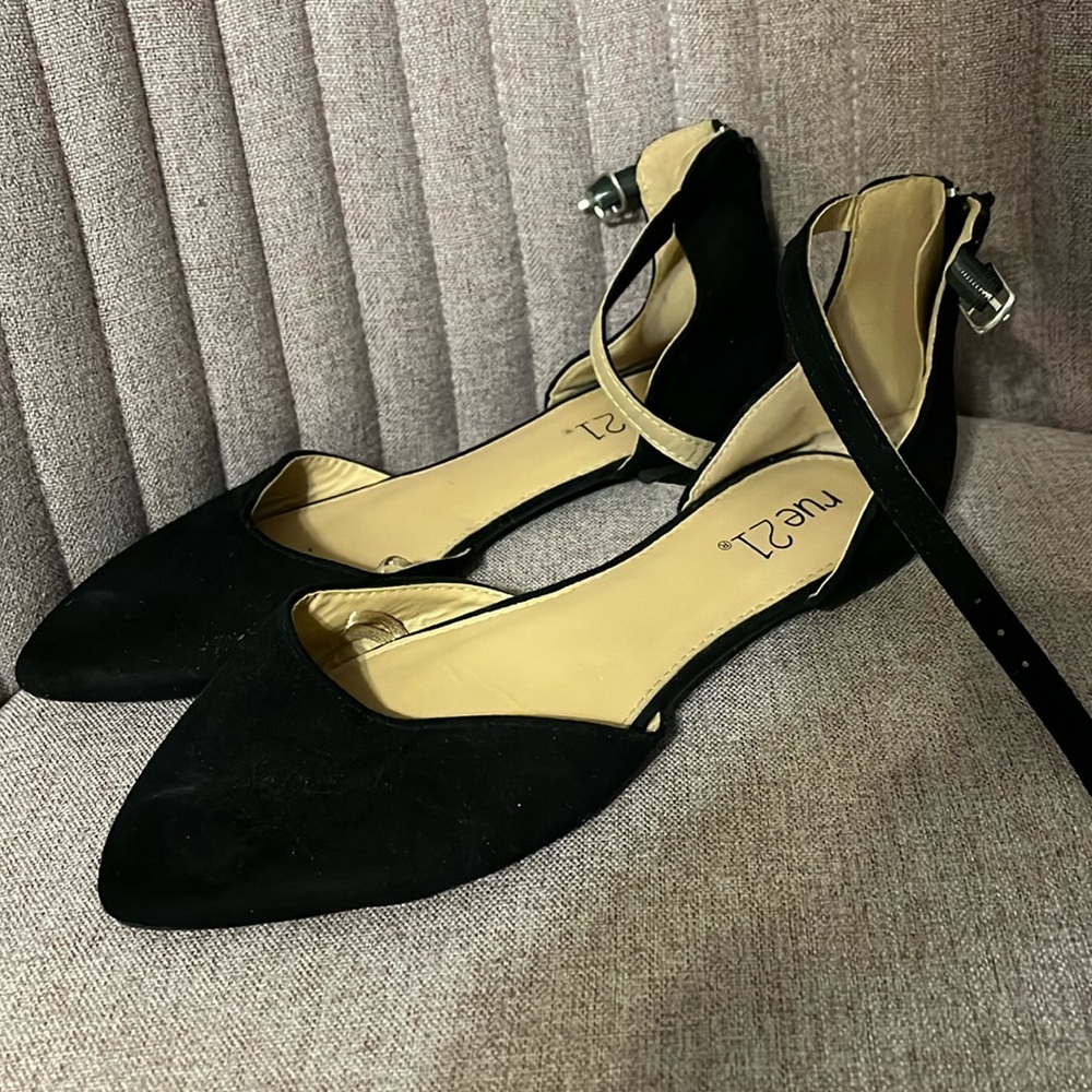 Black Flats